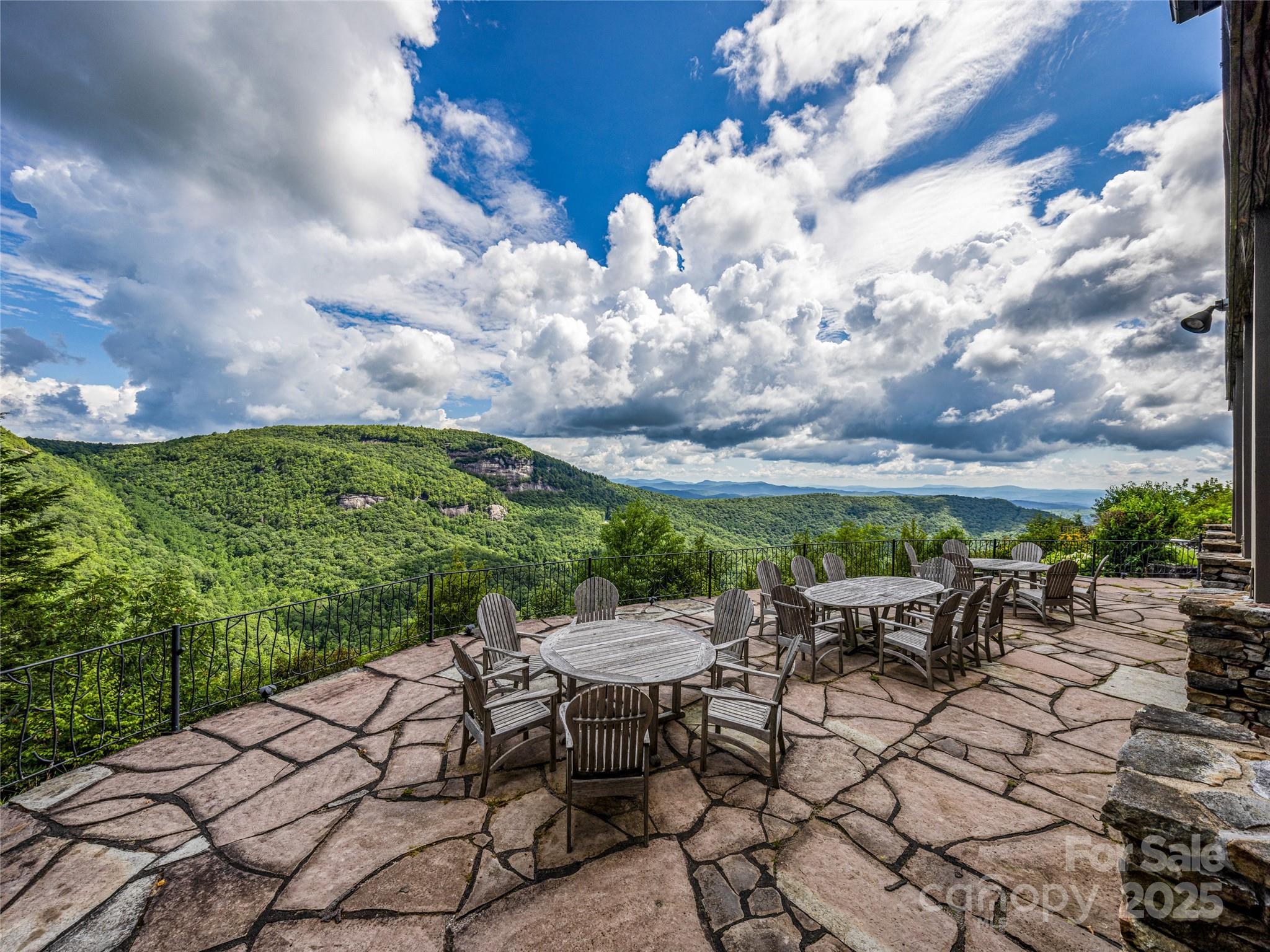 Lake Toxaway Estates - Residential