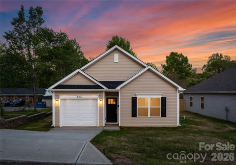 Photo of 5541 Manning Road, Charlotte, NC 28269 (MLS # 4362872)