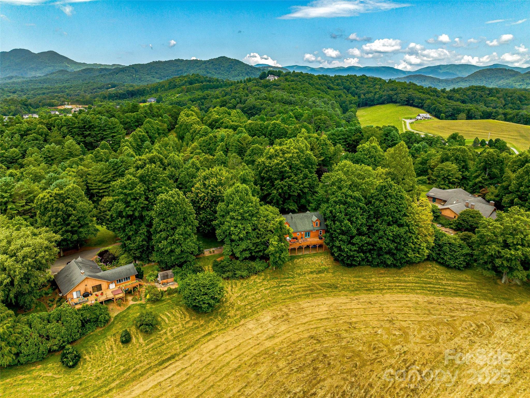 703 Crestview Drive