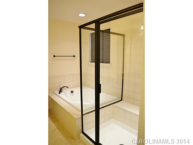 Old Stone Crossing - Residential