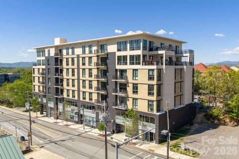 Photo of 45 Asheland Avenue #308, Asheville, NC 28801 (MLS # 4371435)