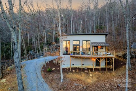 43 Tinkling Springs Lane Fairview NC 28730