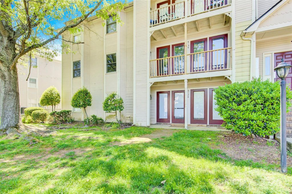 6136 Meadow Rose Lane, Charlotte, NC 28215, MLS 4129111 Howard Hanna