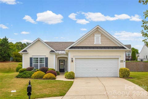 Photo of 2027 Maned Goose Court, Fort Mill, SC 29707 (MLS # 4400613)