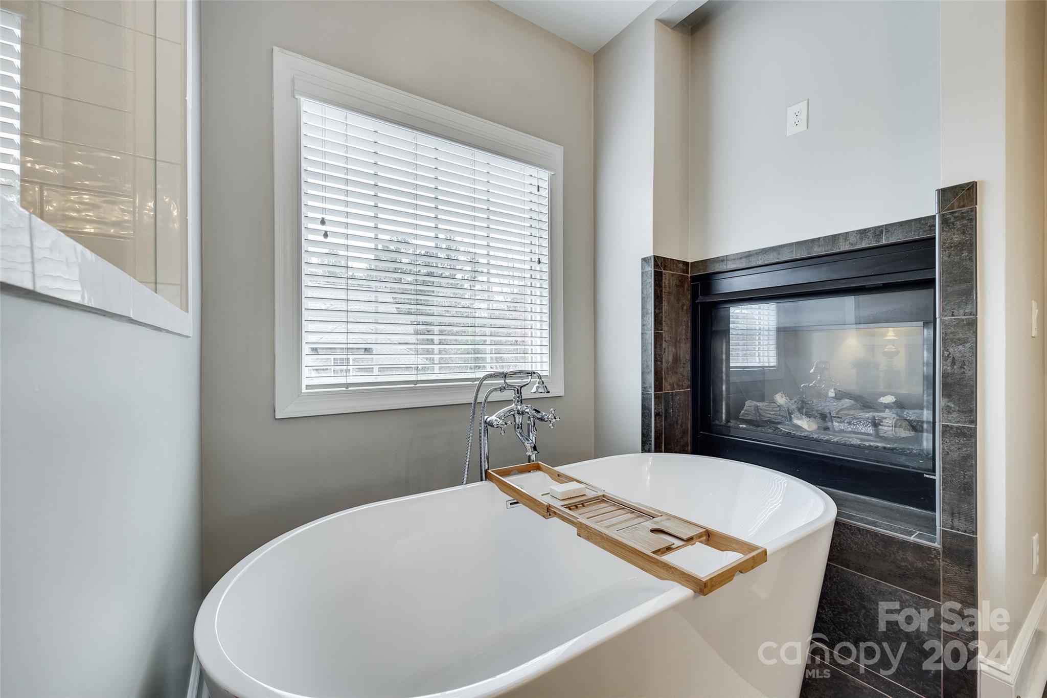 Water Edge - Residential