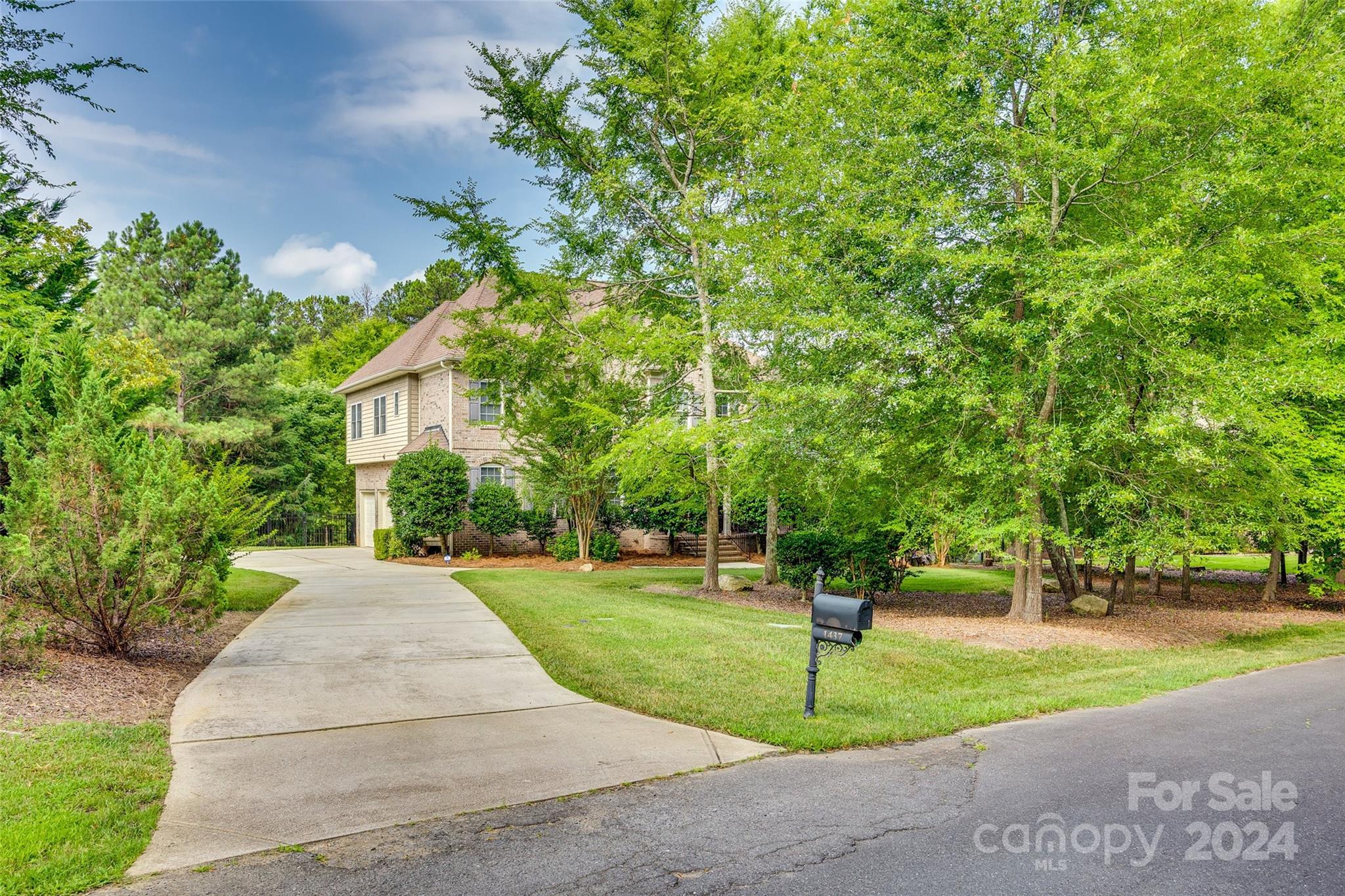 Water Edge - Residential