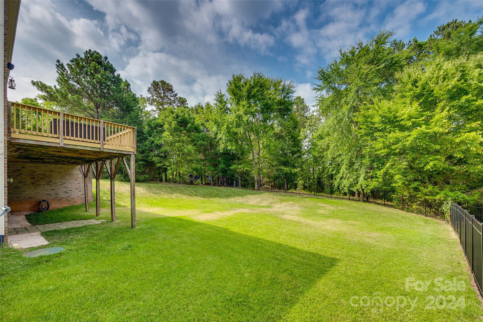 Water Edge - Residential