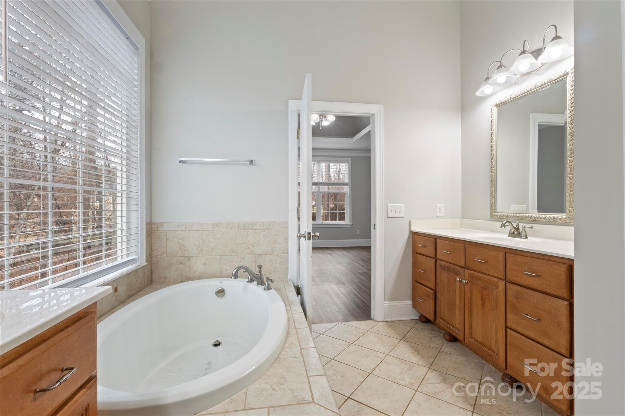 Maple Leaf - Residential