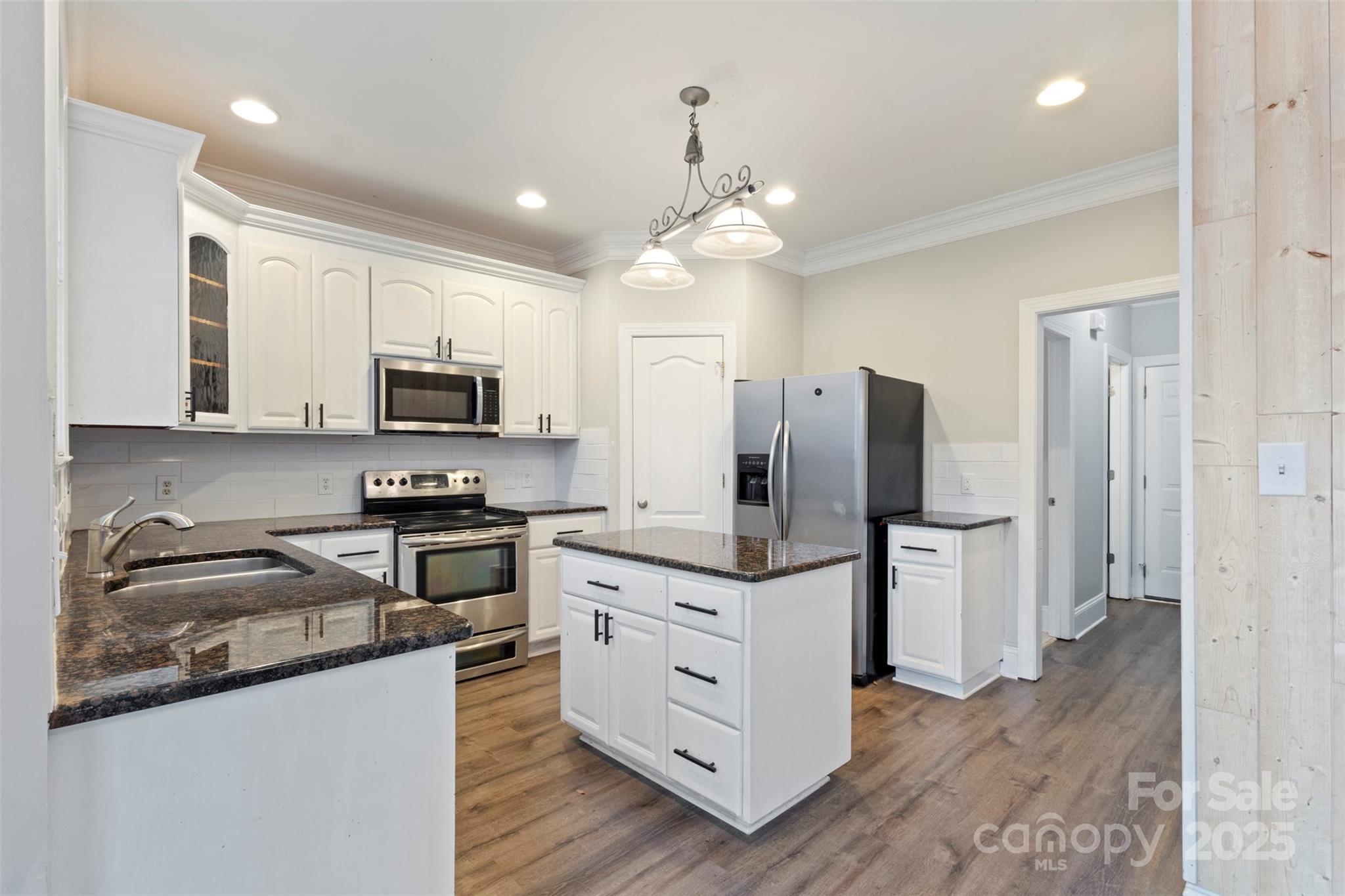 Maple Leaf - Residential