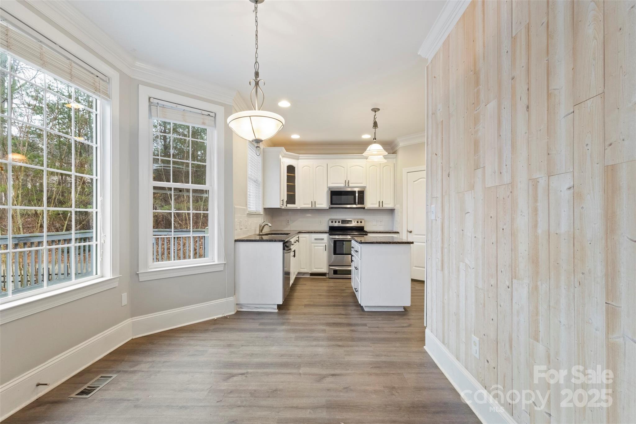 Maple Leaf - Residential