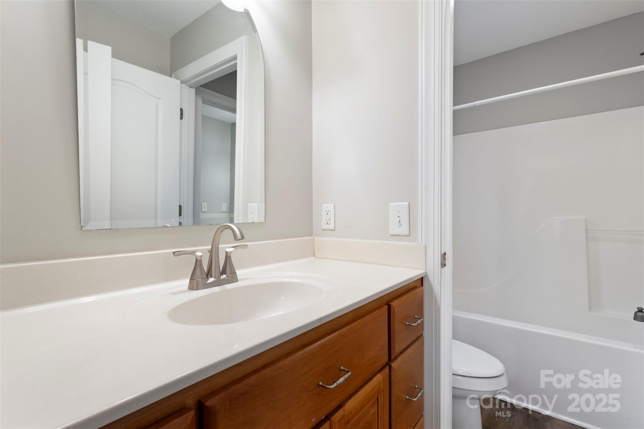 Maple Leaf - Residential