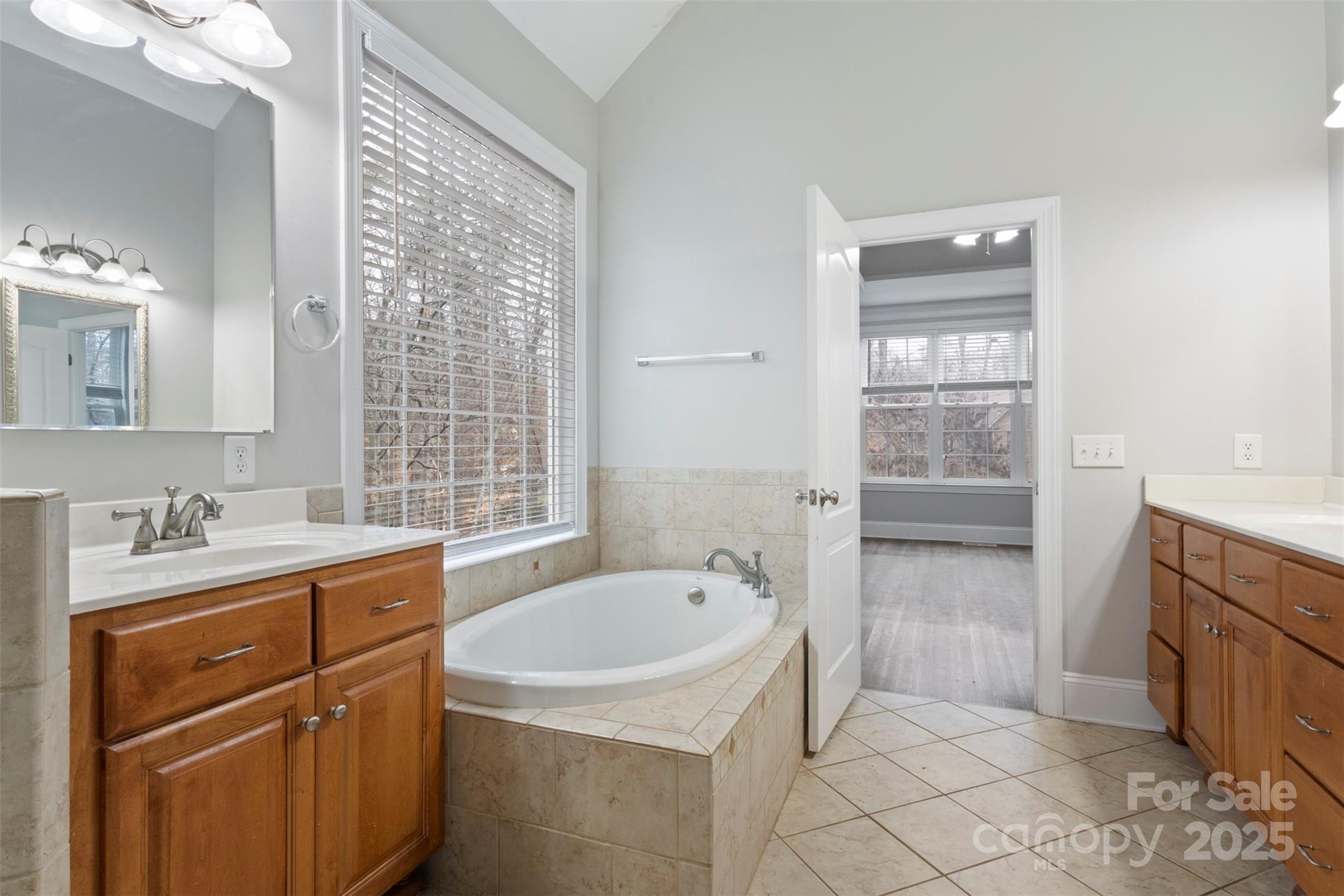 Maple Leaf - Residential