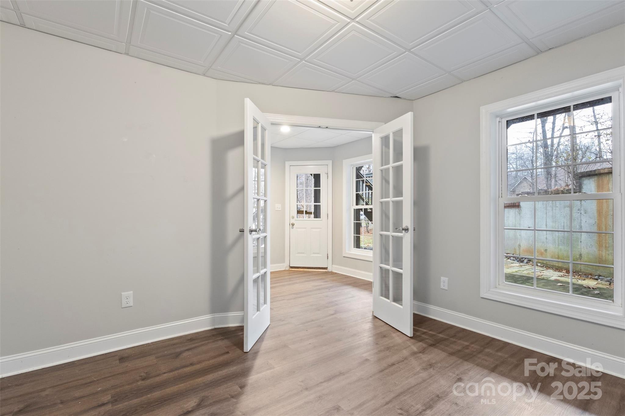 Maple Leaf - Residential