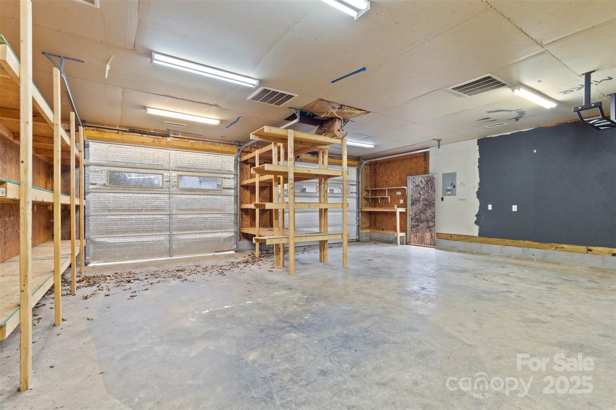 Maple Leaf - Residential