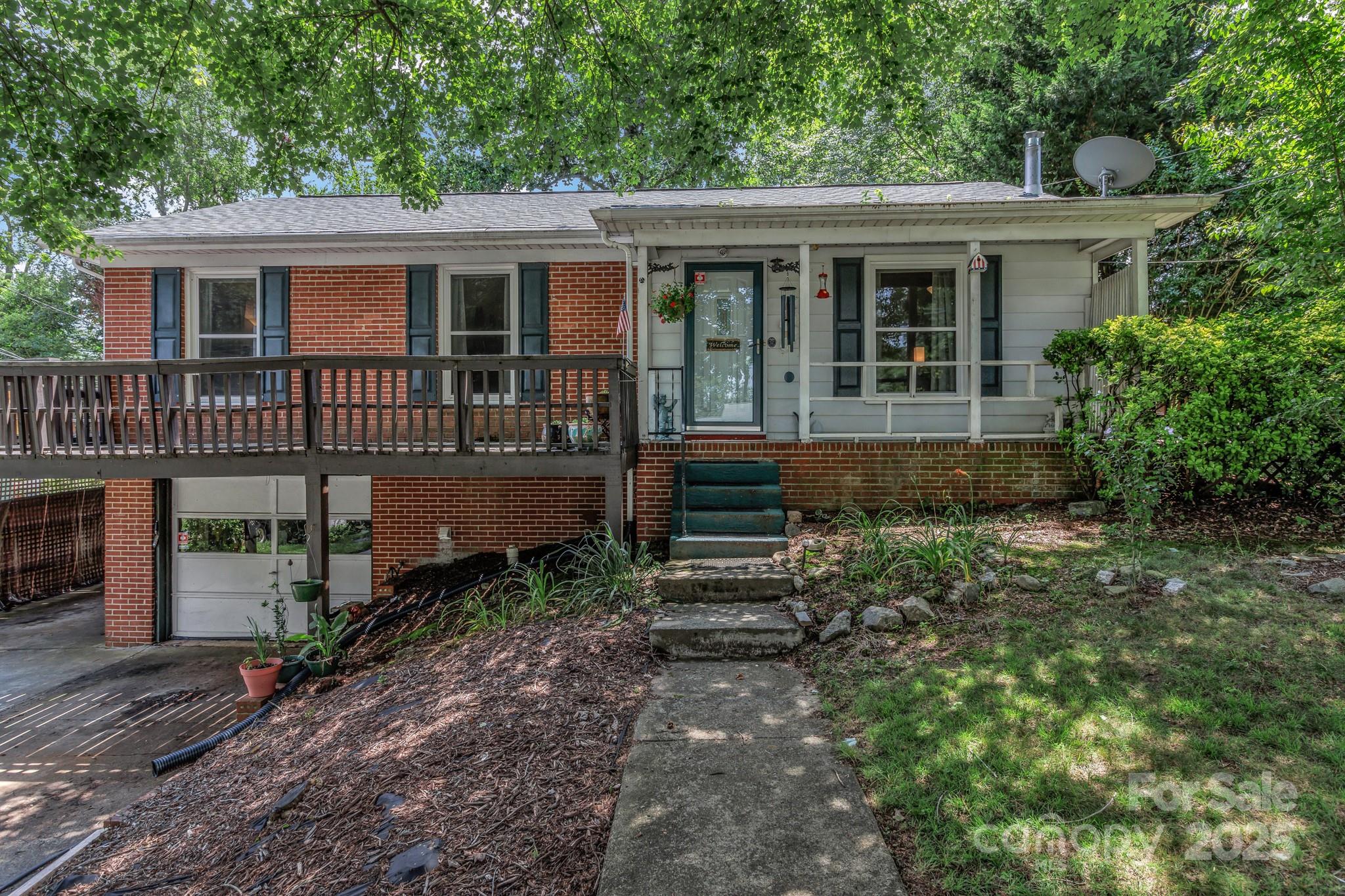 59 Skyview Terrace