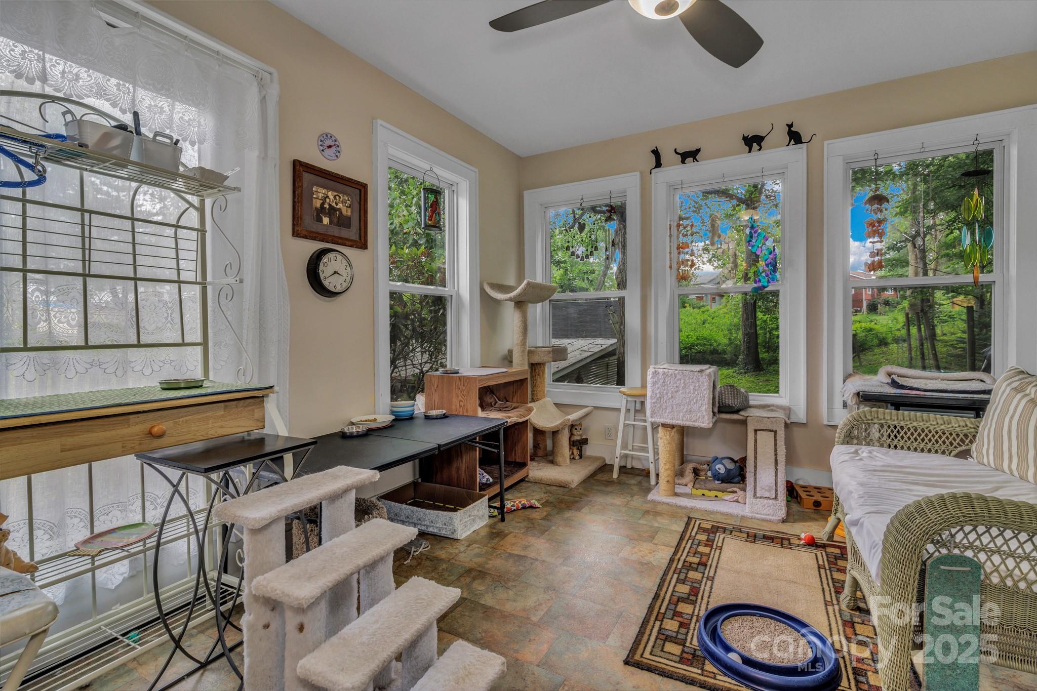 59 Skyview Terrace