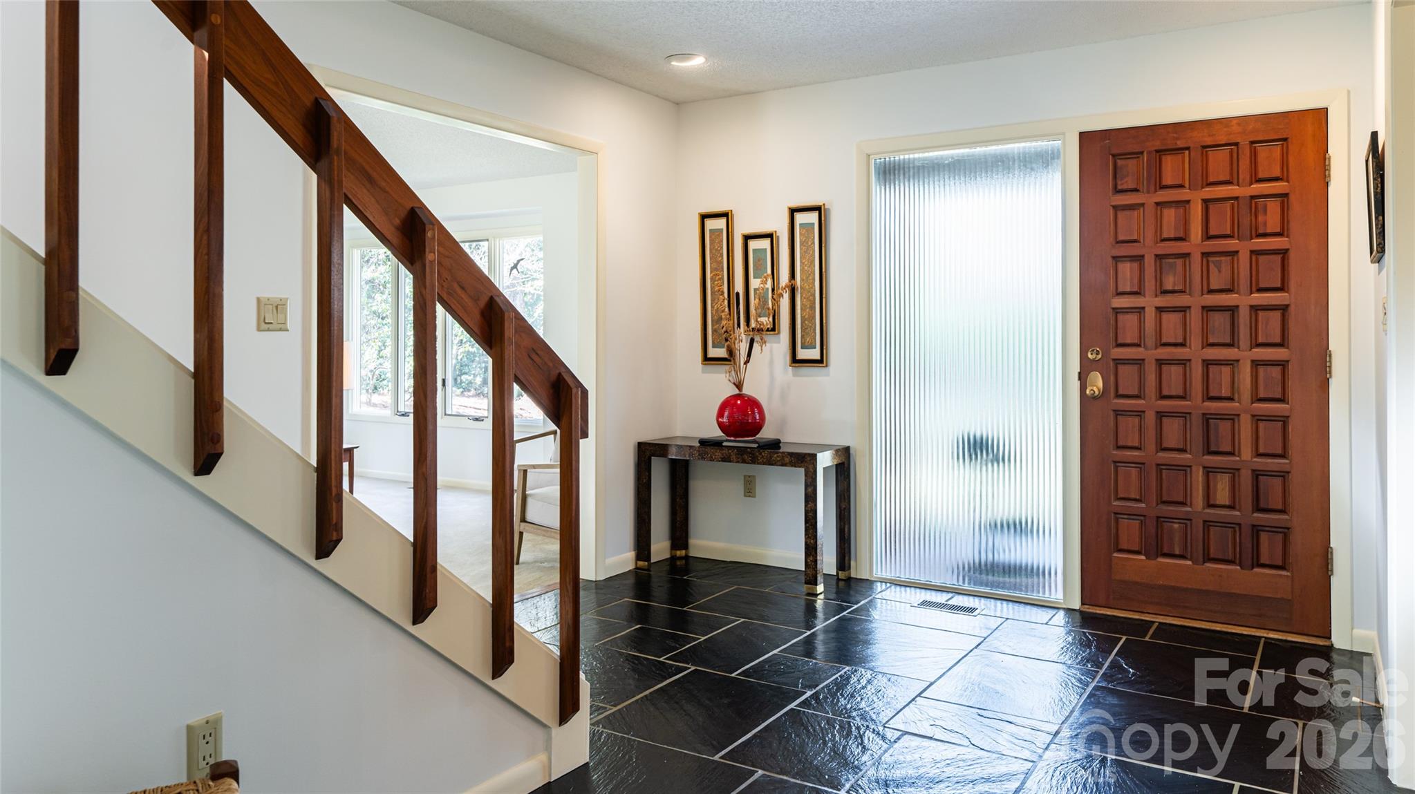 12 Stuyvesant Crescent