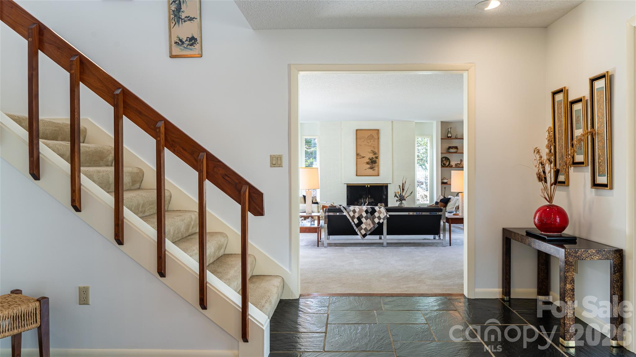 12 Stuyvesant Crescent