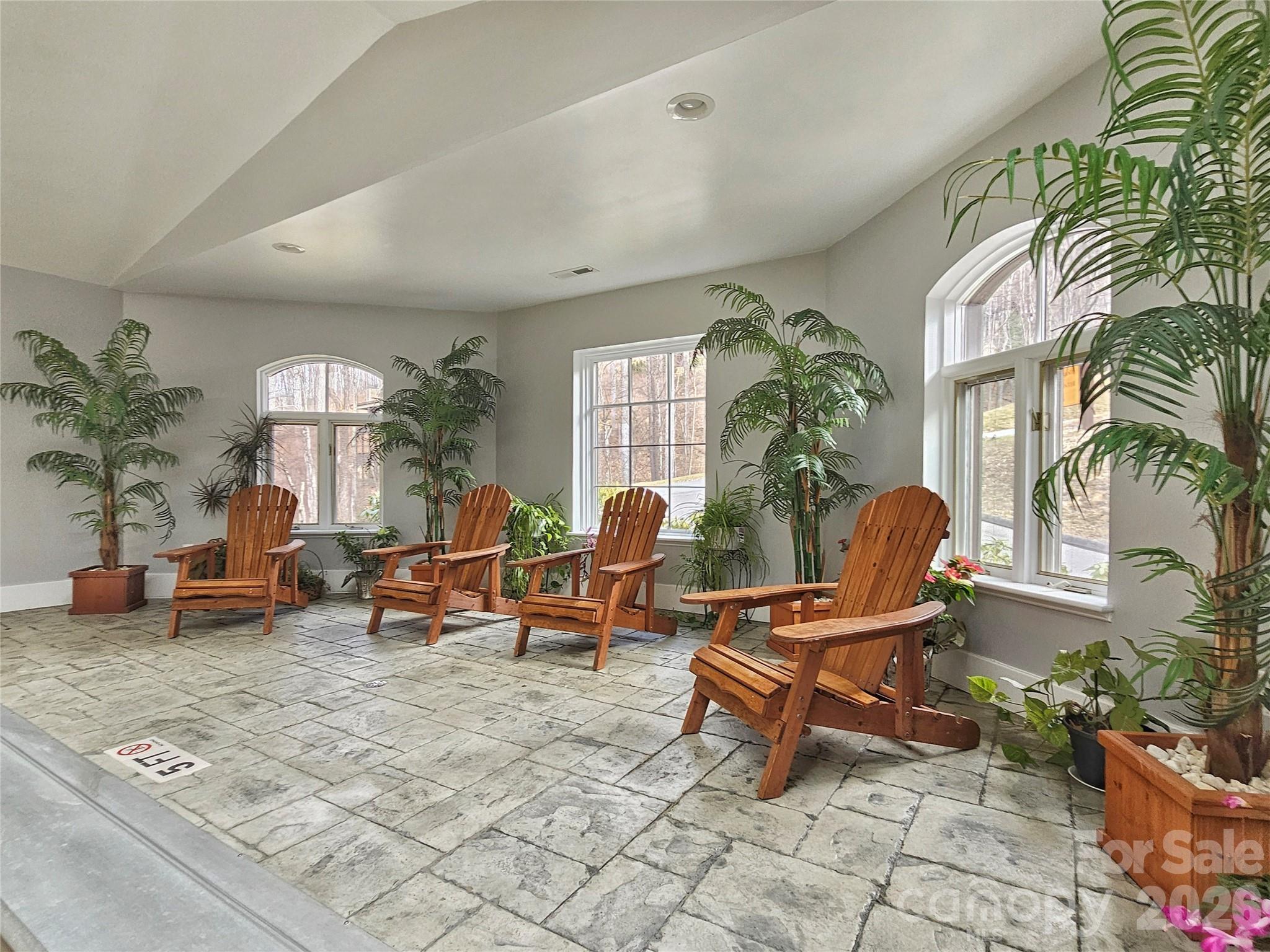 Highland Forest - Land