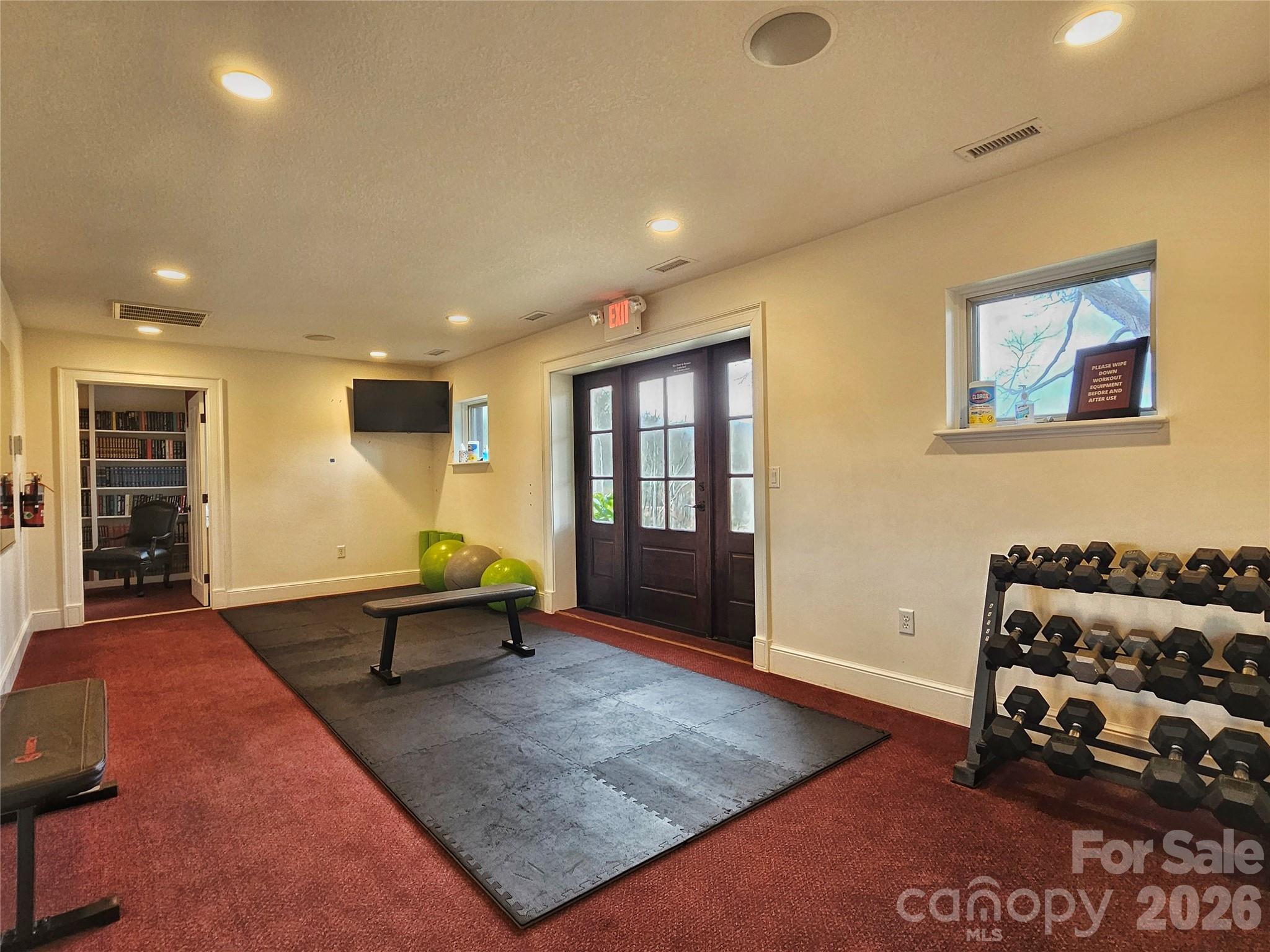 Highland Forest - Land