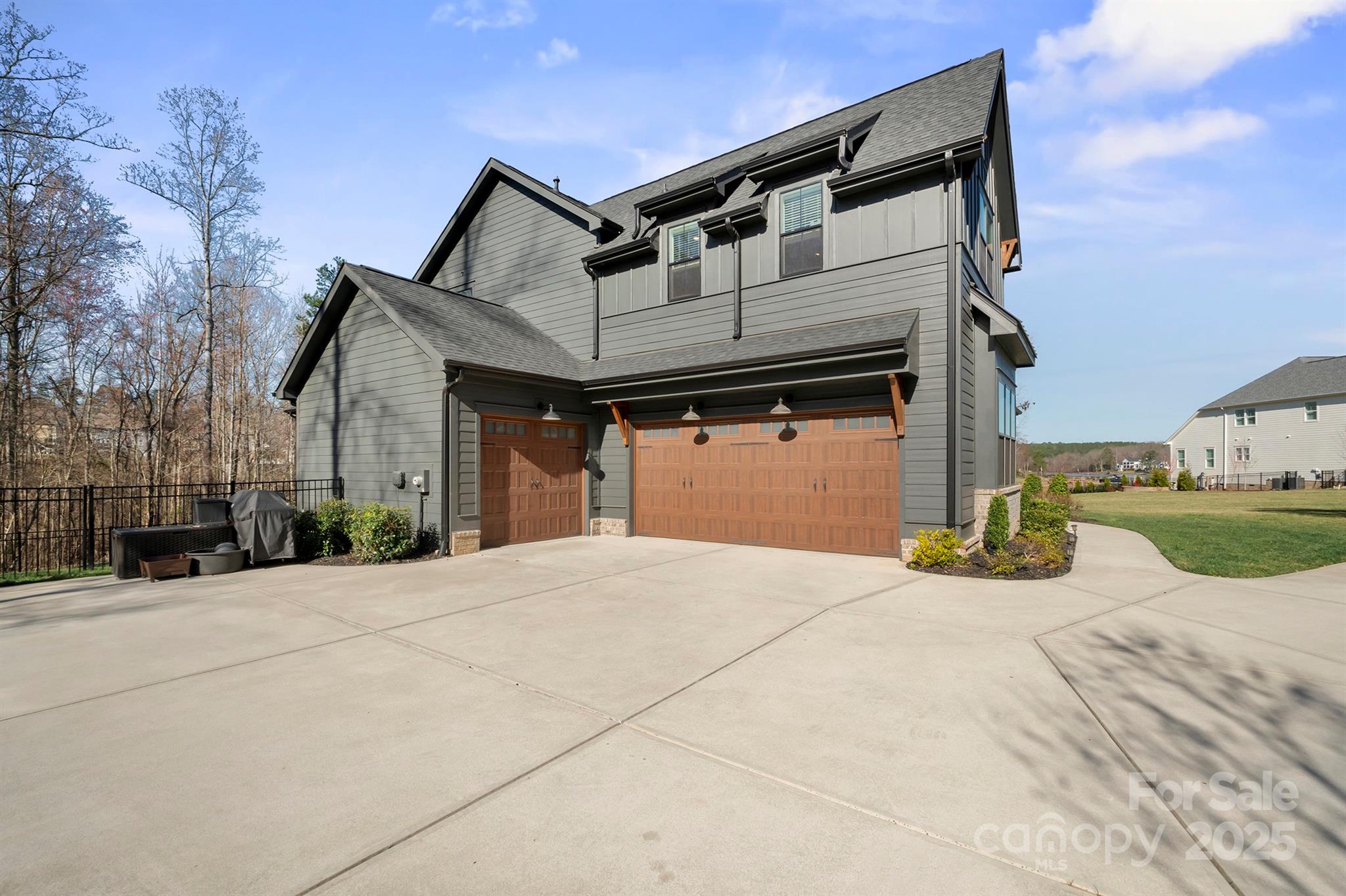 180 Twin Sisters Lane