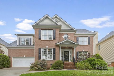 Photo of 14438 Harvington Drive, Huntersville, NC 28078 (MLS # 4379209)