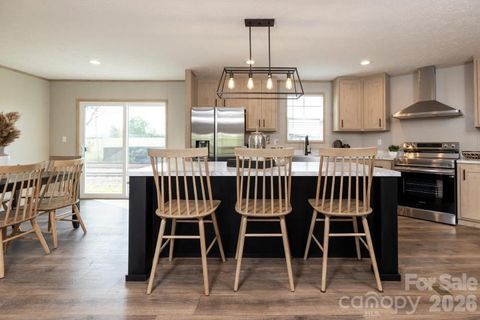Photo of 817 Jupiter Road, Weaverville, NC 28787 (MLS # 4381819)