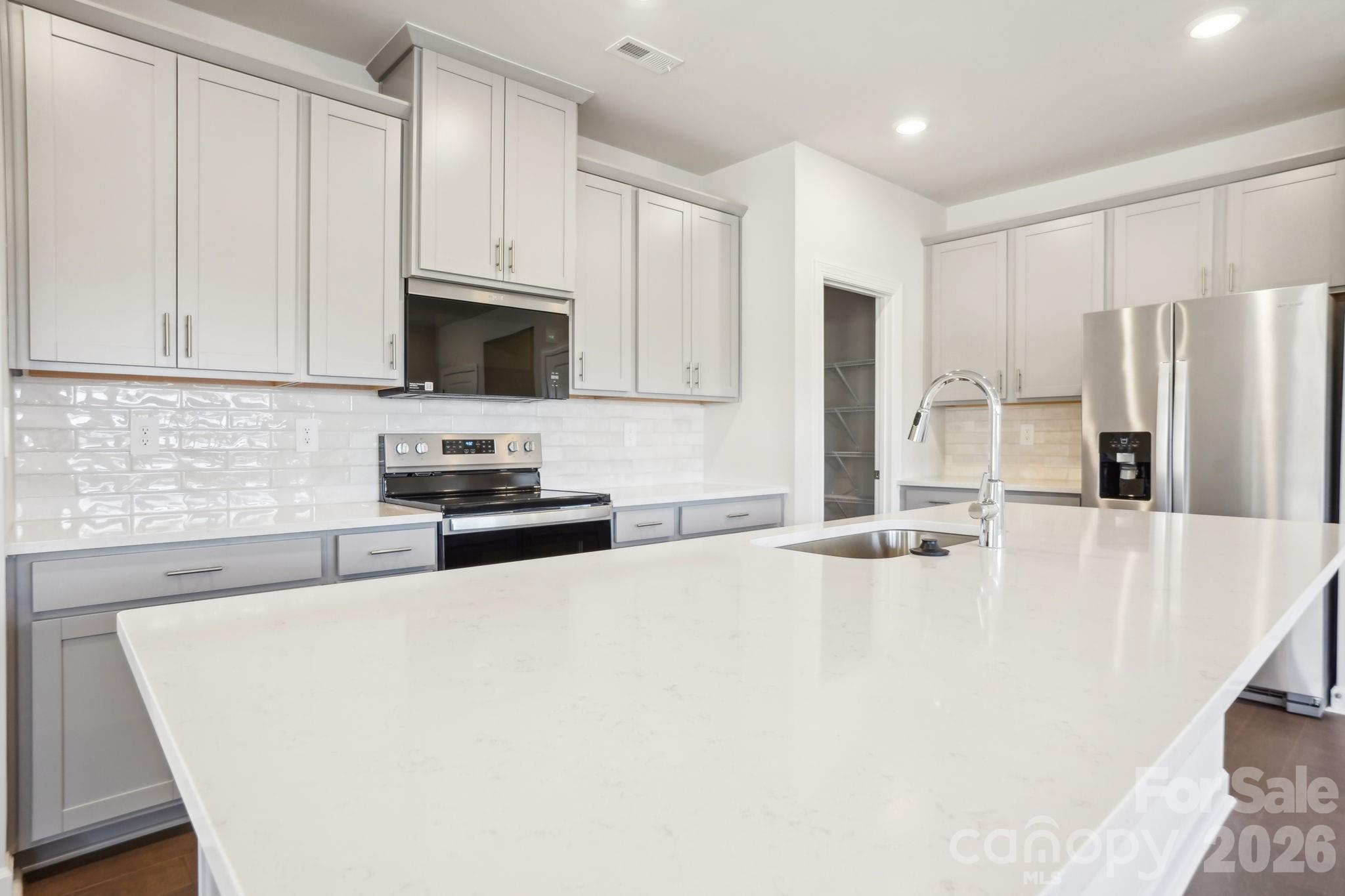 Walnut Reserve - Residential