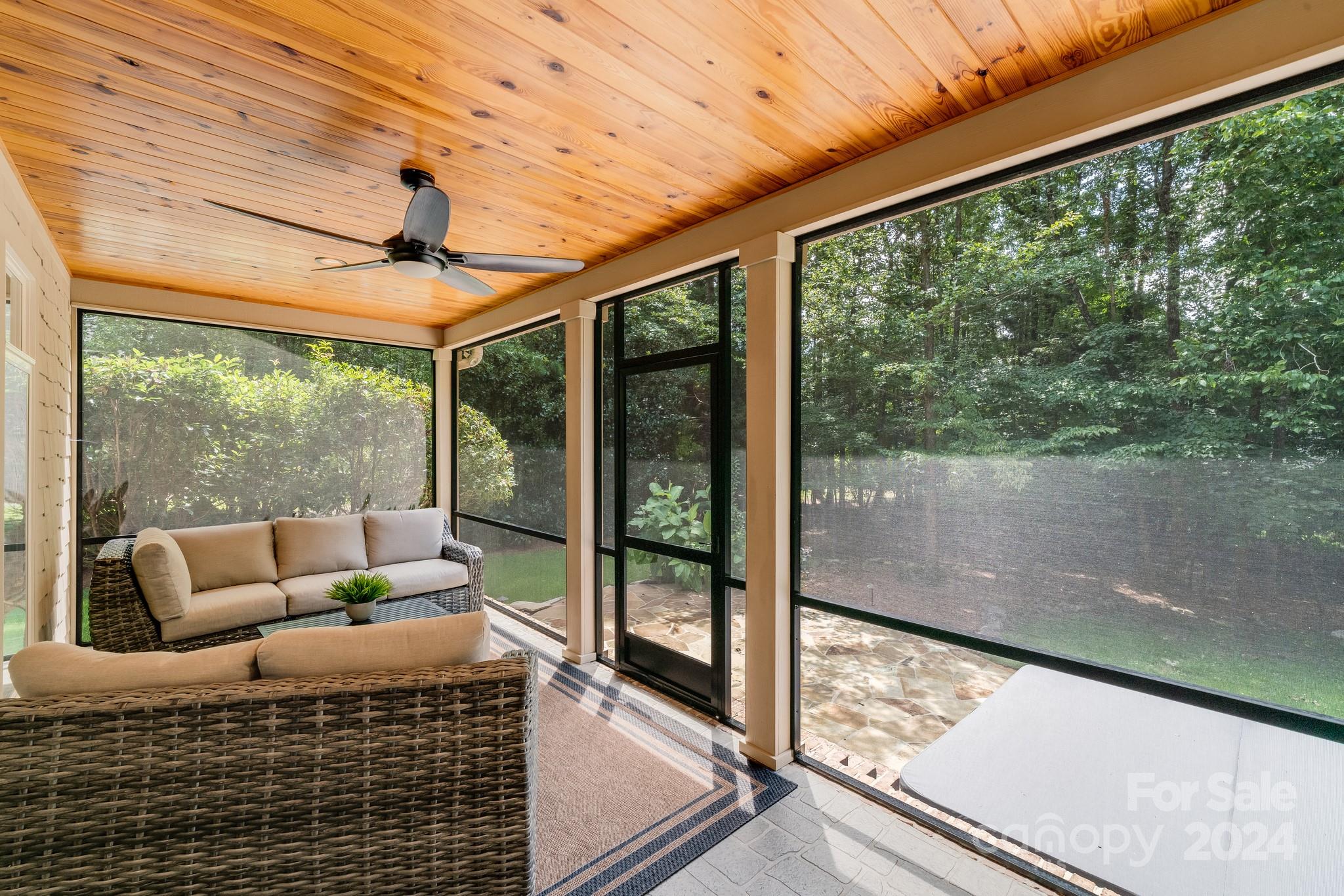 Water Edge - Residential