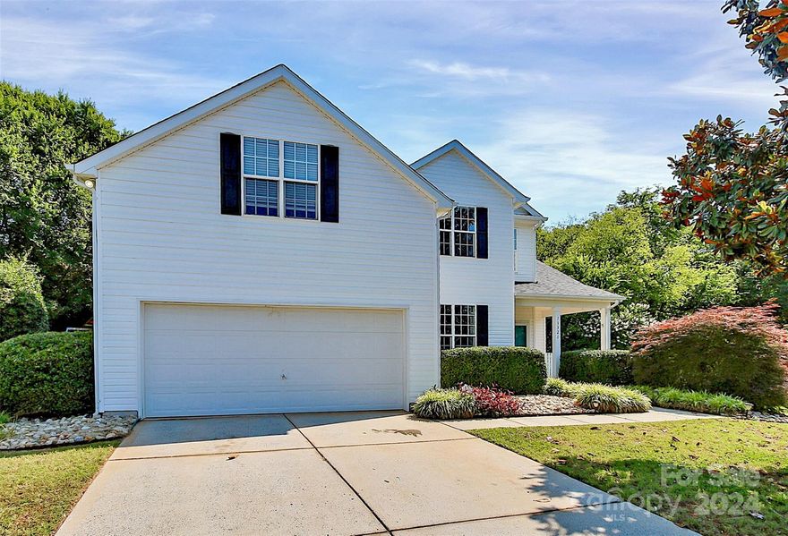 Welcome to 13320 Emerald Branch! This inviting 5 bed, 2.5 bath home offers some modern upgrades throughout. Kitchen features lovely granite countertops, soft shut cabinet doors and drawers, with a 2024 dishwasher replacement. Roof replaced in 2011, HVAC upper level in 2011, main level in 2021, and water heater in 2017. Enjoy spacious rooms with ample closet space, including a primary bath with double vanities, separate shower, and soaking tub. The fifth bedroom serves as a versatile bonus room or office. Situated near Rivergate shopping center, Lake Wylie, I-77, hospital, and airport. Relax in the fully fenced backyard or vibrant sunroom. Community amenities include pool, sidewalks, playground, and walking trail. Welcome home to comfort and style!