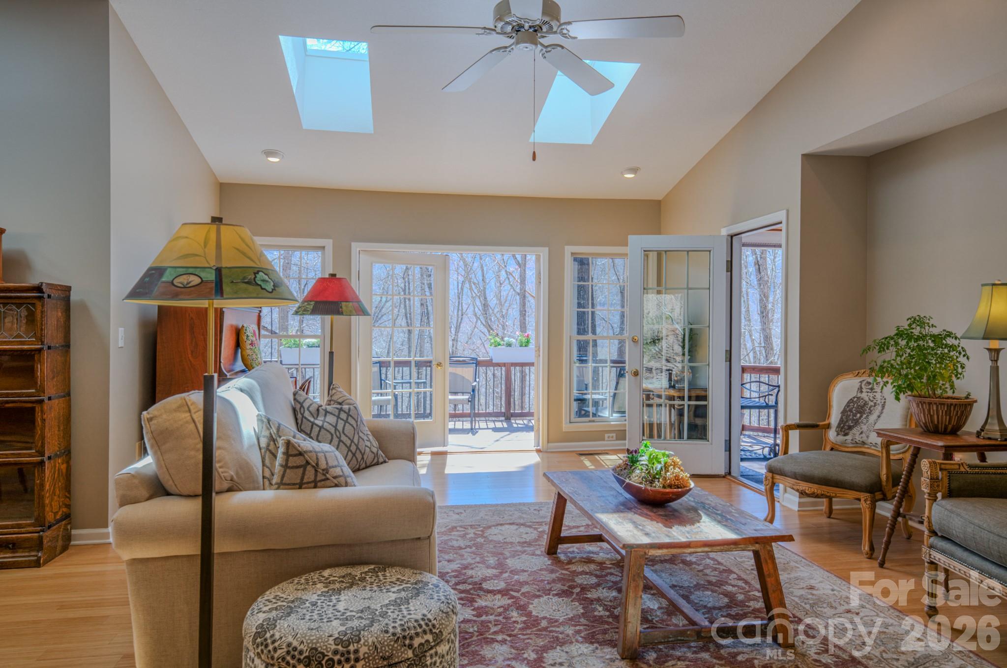 Davis Creek Estates - Residential