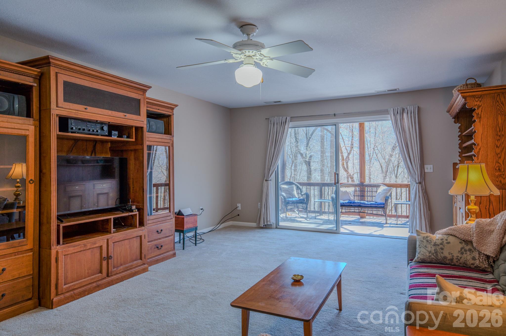 Davis Creek Estates - Residential