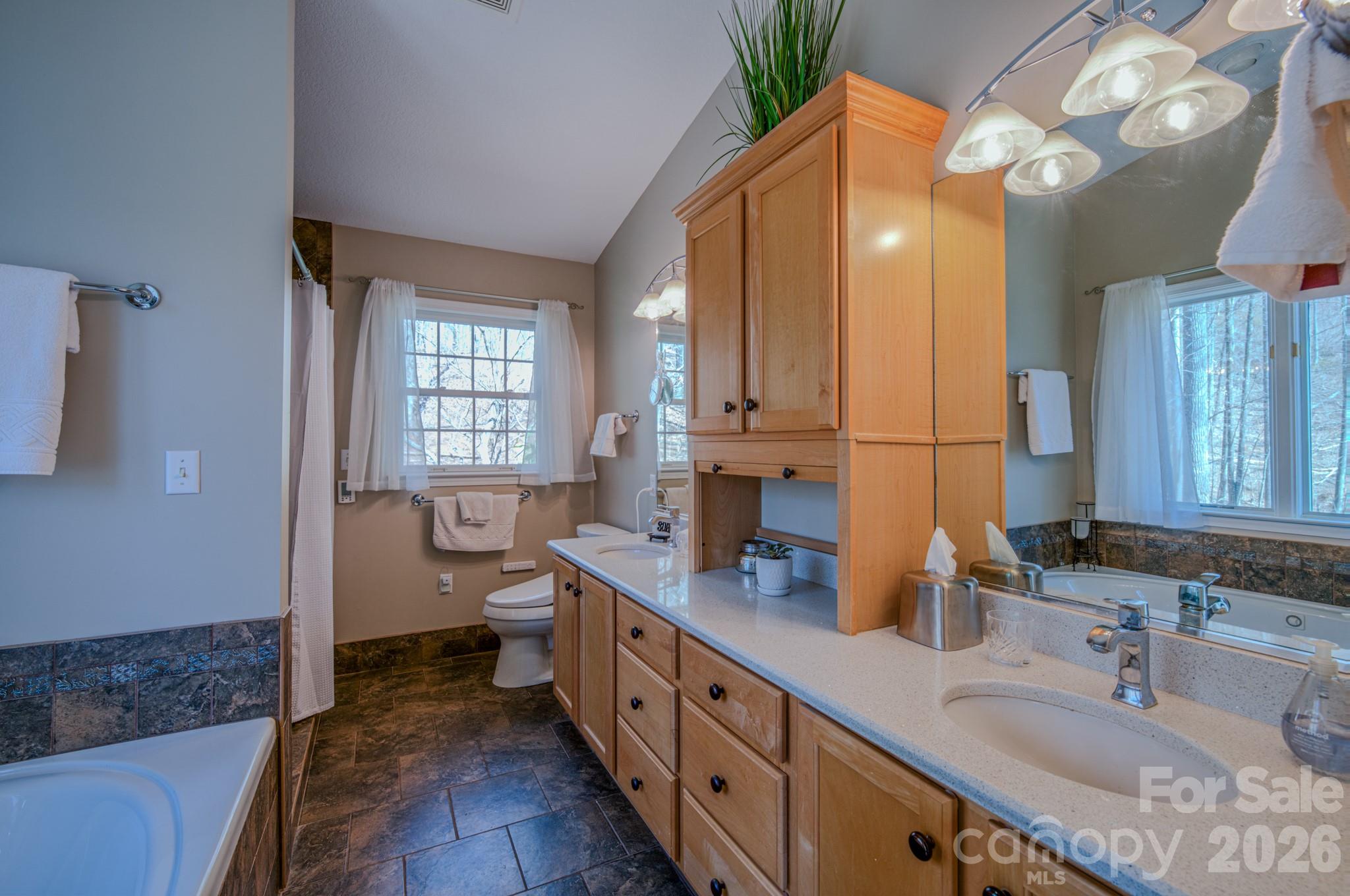 Davis Creek Estates - Residential