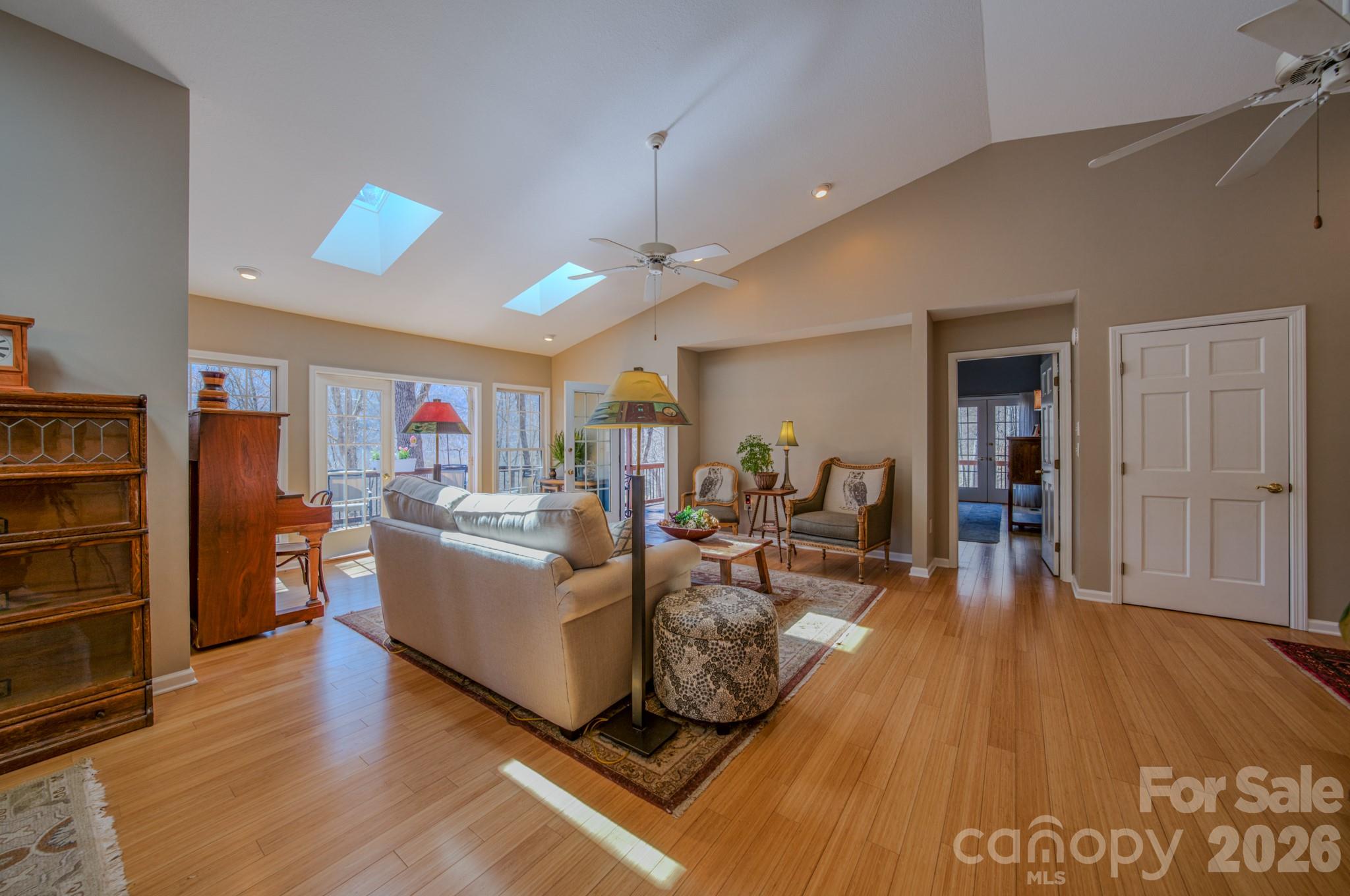 Davis Creek Estates - Residential