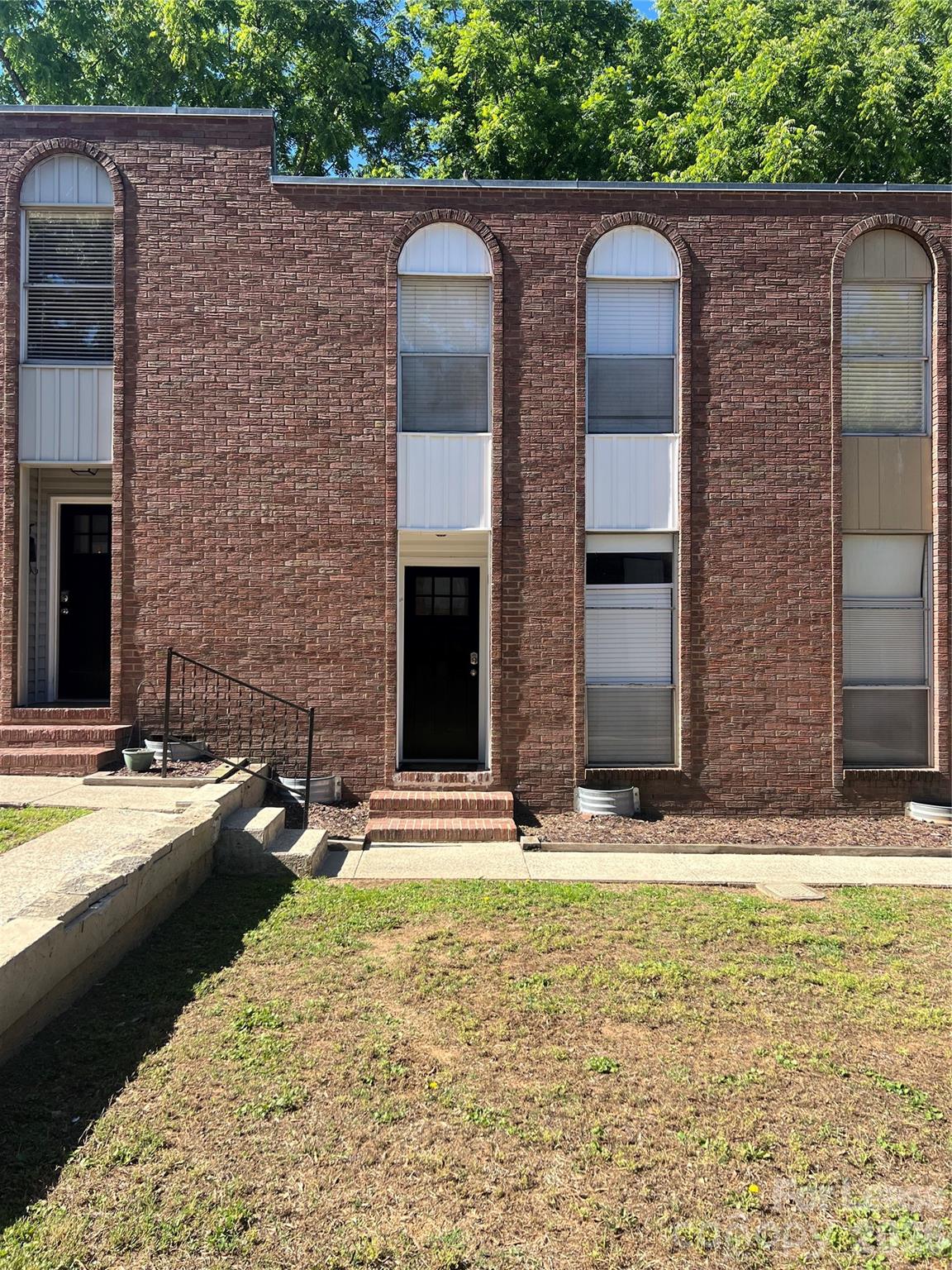 Photo 1 of 18 — 407 S Chester Street 15, Gastonia, NC 28052