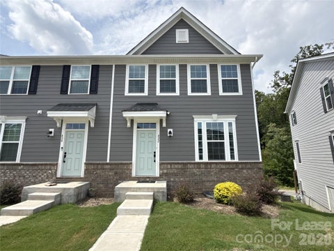 Photo of 422 Serenity Circle, Cramerton, NC 28032 (MLS # 4418522)