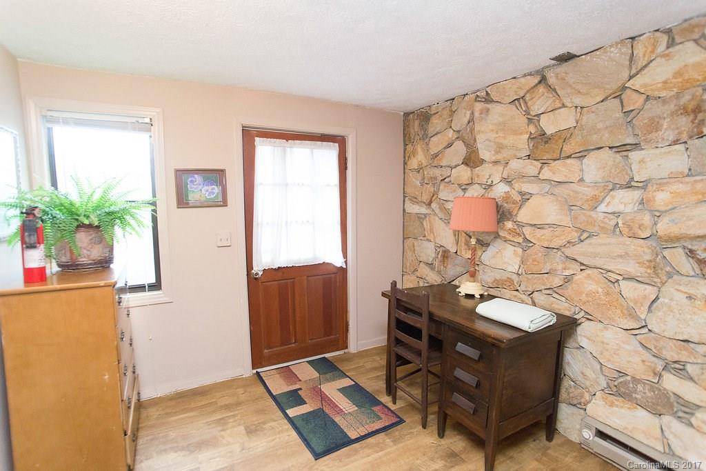 Linville Mountain Acres - Residential