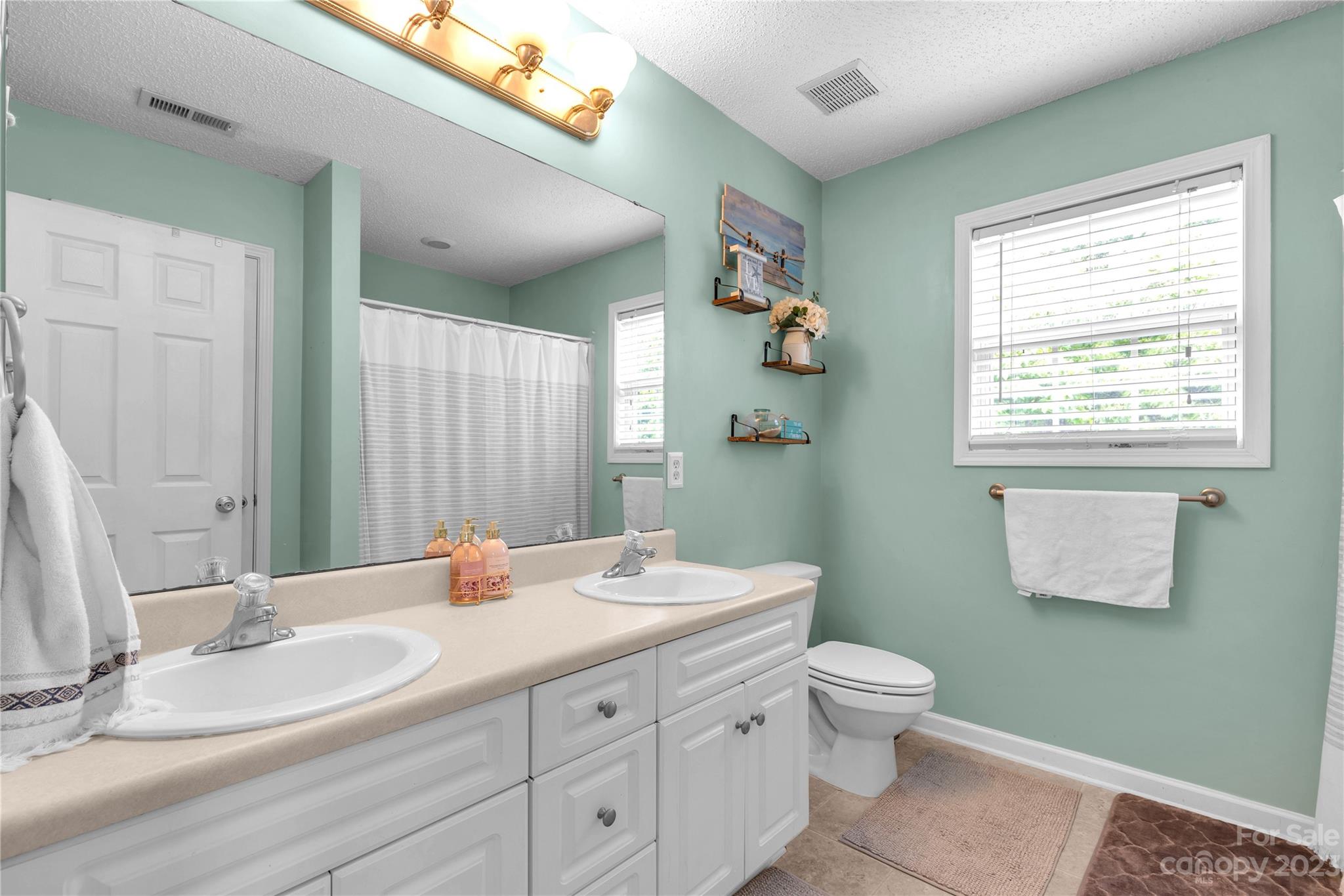 Eden Oaks - Residential