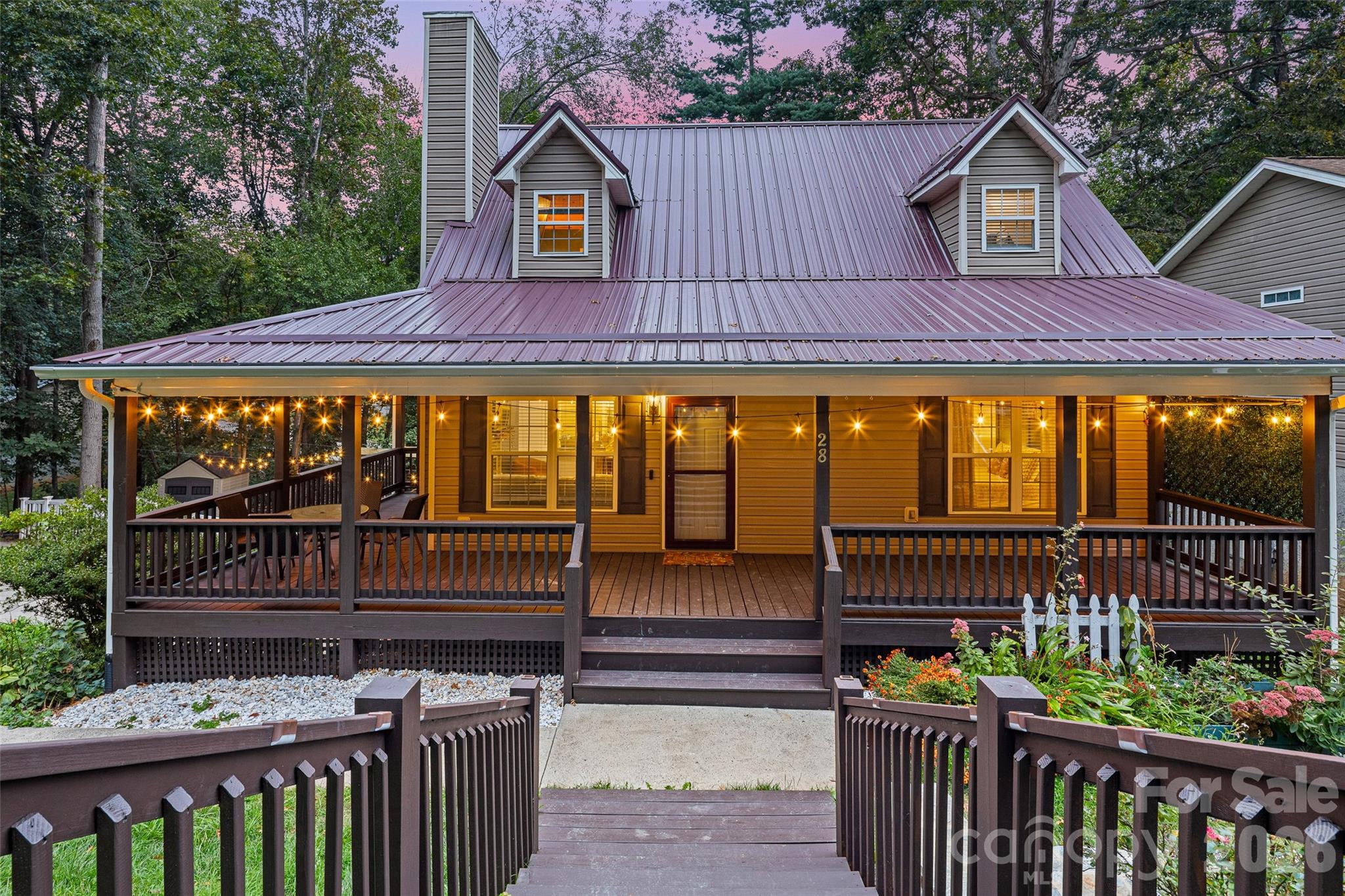 28 Grove Garden Avenue