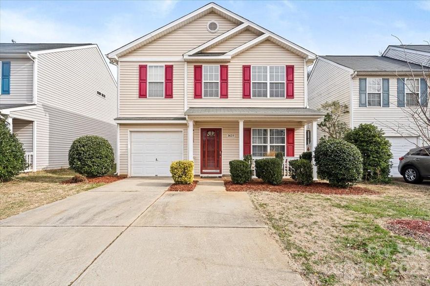 Discover your dream home in Charlotte, NC! This stunning 3-bed, 2.5-bath sanctuary boasts 1,311 sqft of stylish living space. Embrace comfort and modern elegance in every room. The spacious kitchen is perfect for culinary adventures, while the bedrooms provide a cozy retreat. Enjoy the beautiful Carolina weather in your private backyard. Conveniently located for city access. Your perfect home awaits!