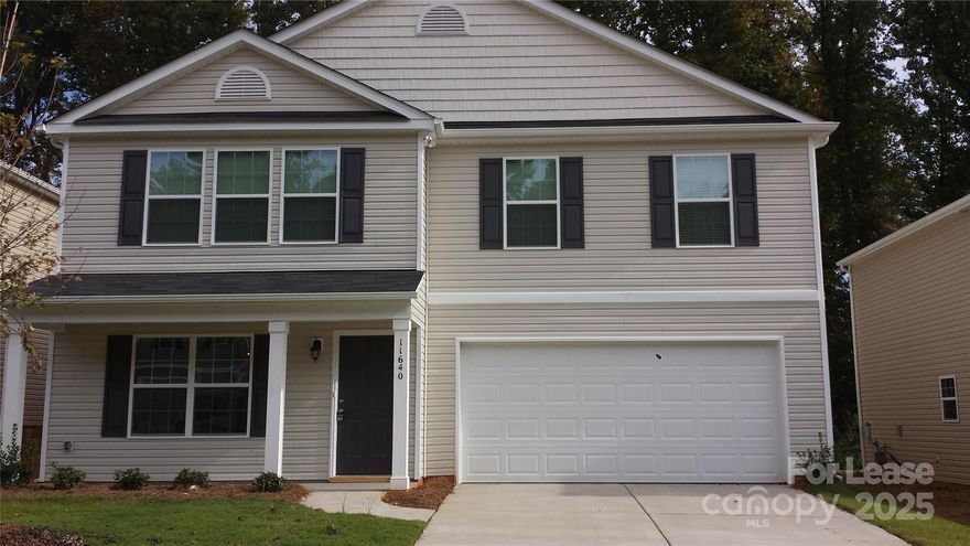 2 story home with 4 bedrooms and a loft, 2.5 bath. One of the largest floor plans in the subdivision. Formal living room, dining room and separate family room. Huge primary bedroom, primary bathroom has dual vanity sinks, garden tub and separate shower with over-sized walk-in closet.