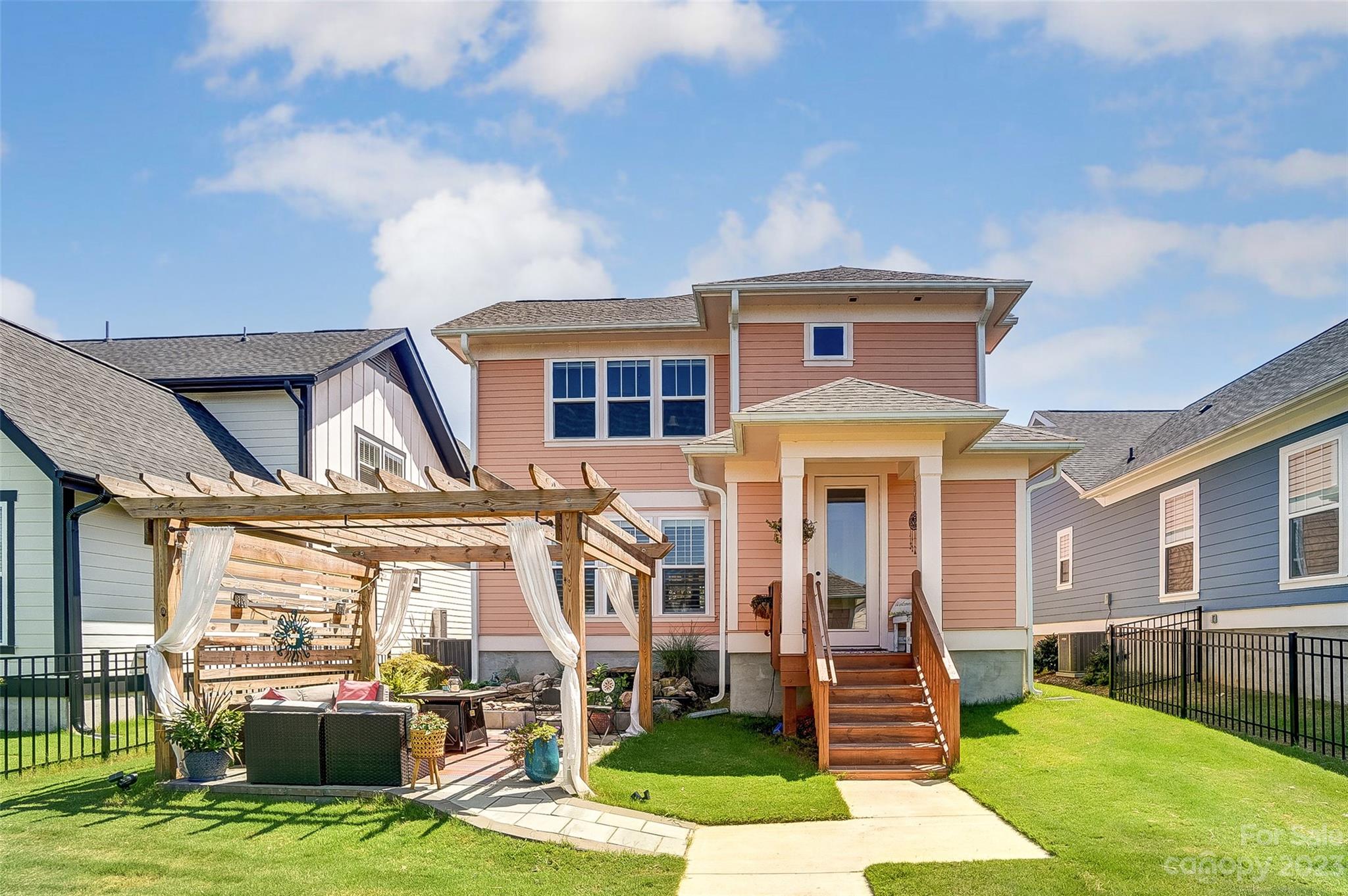 Riverwalk - Residential