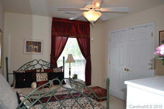 Lake Shore - Residential