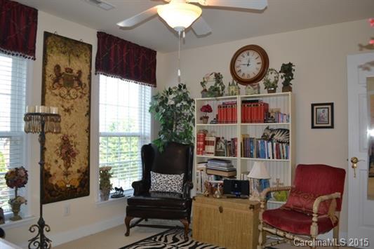 Lake Shore - Residential