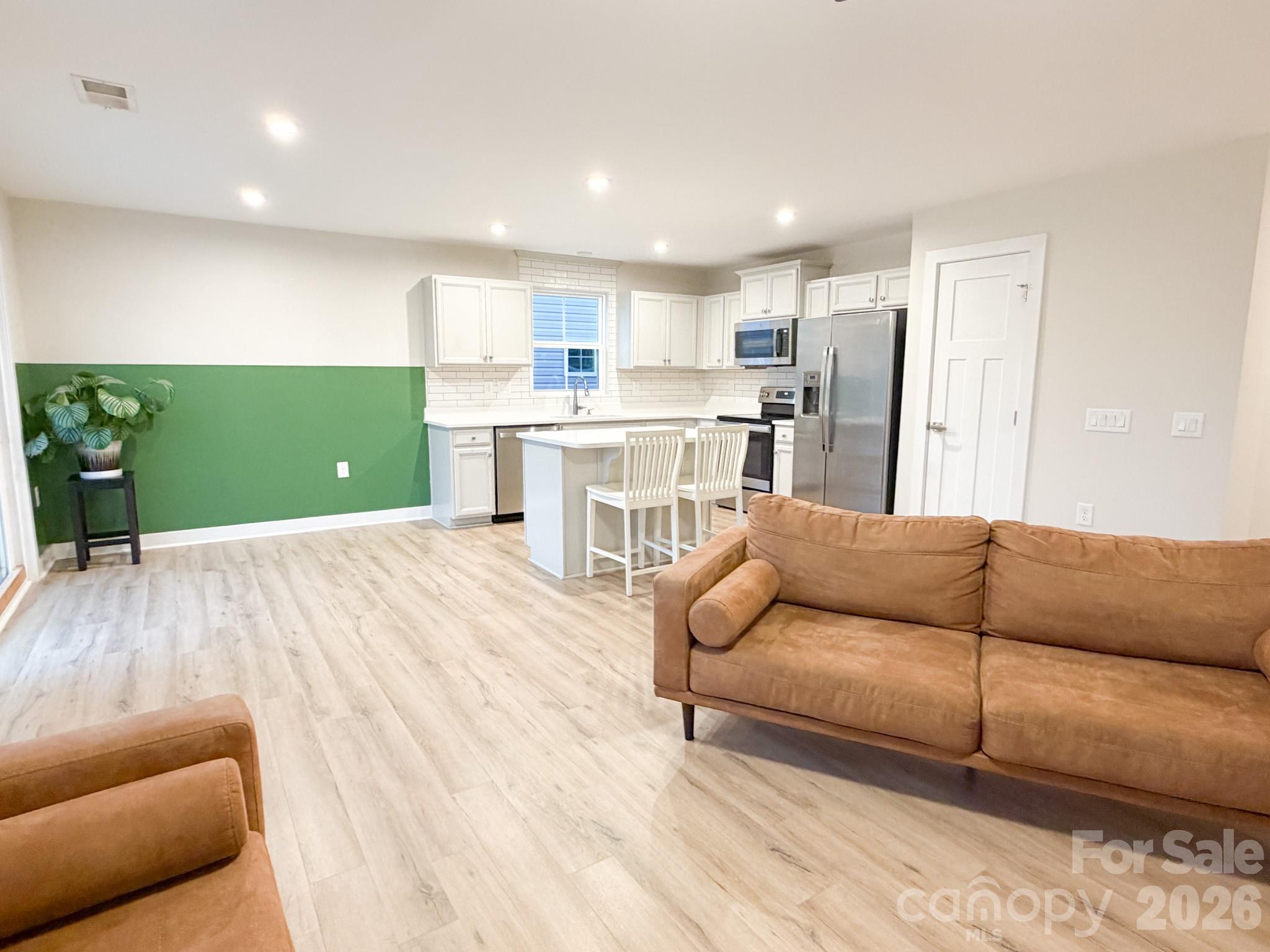 6016 Bellastead Drive