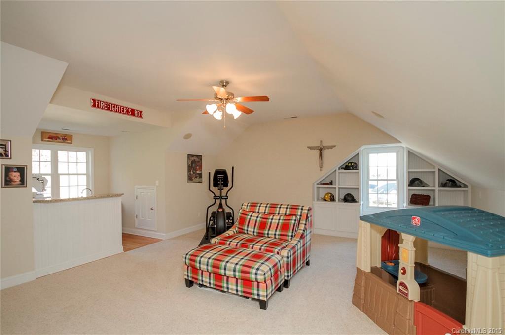 Quail Hollow - Residential