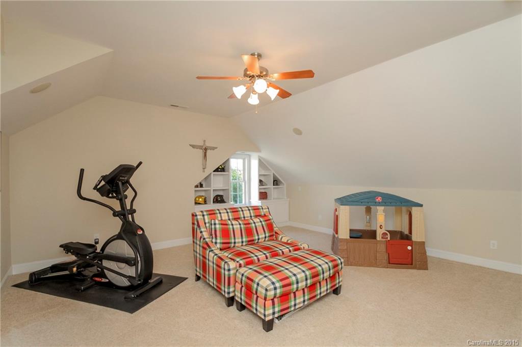 Quail Hollow - Residential