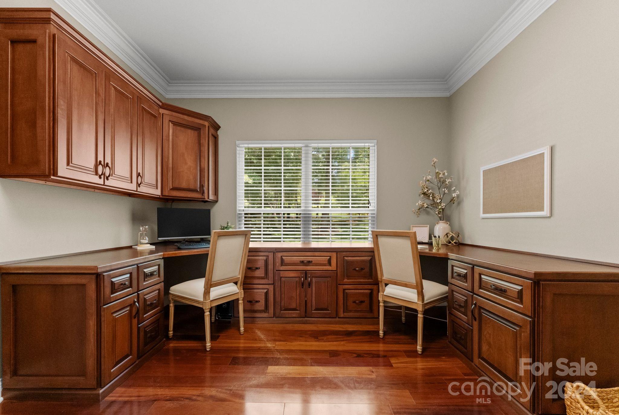 The Harbour at the Pointe - Residential