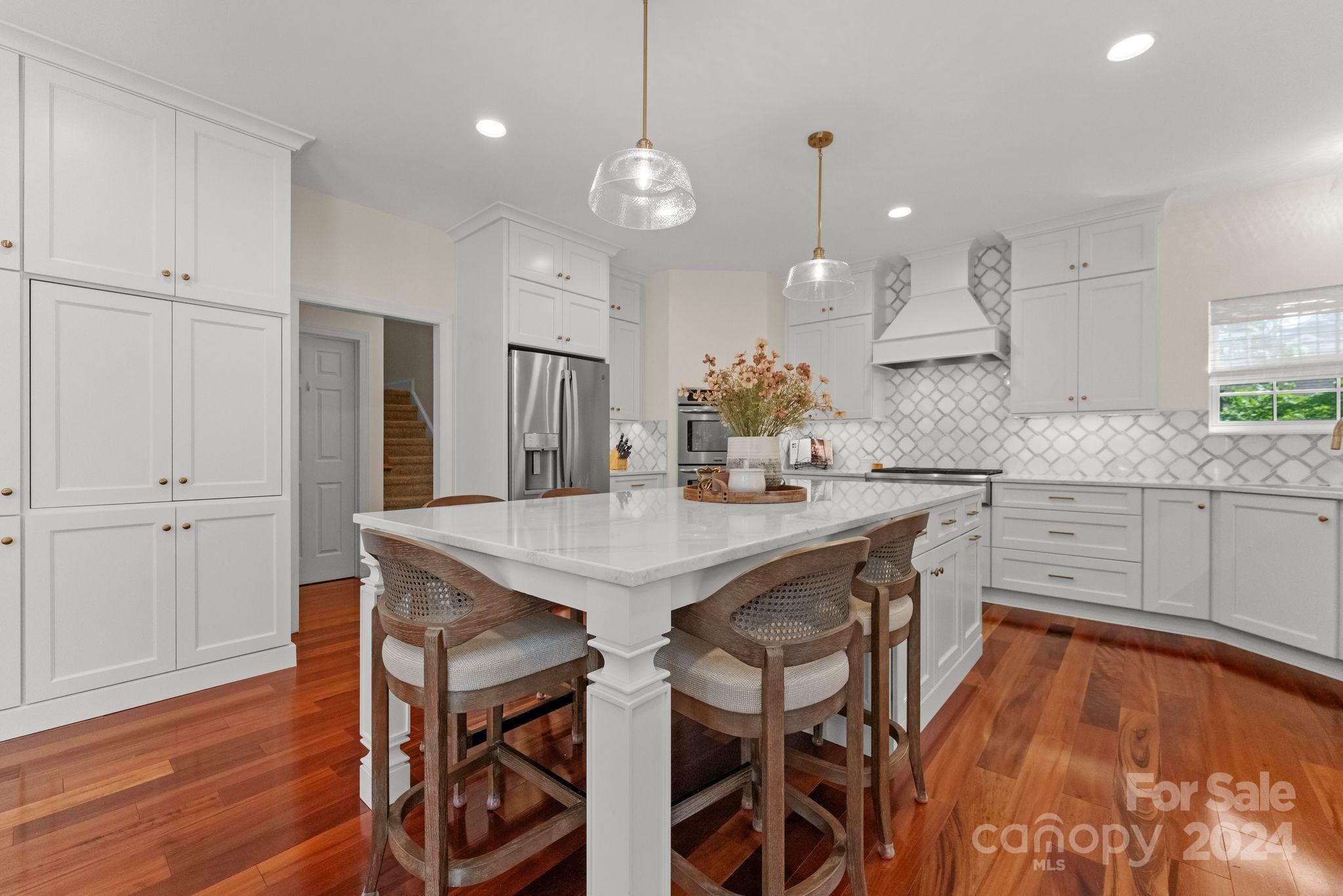 The Harbour at the Pointe - Residential