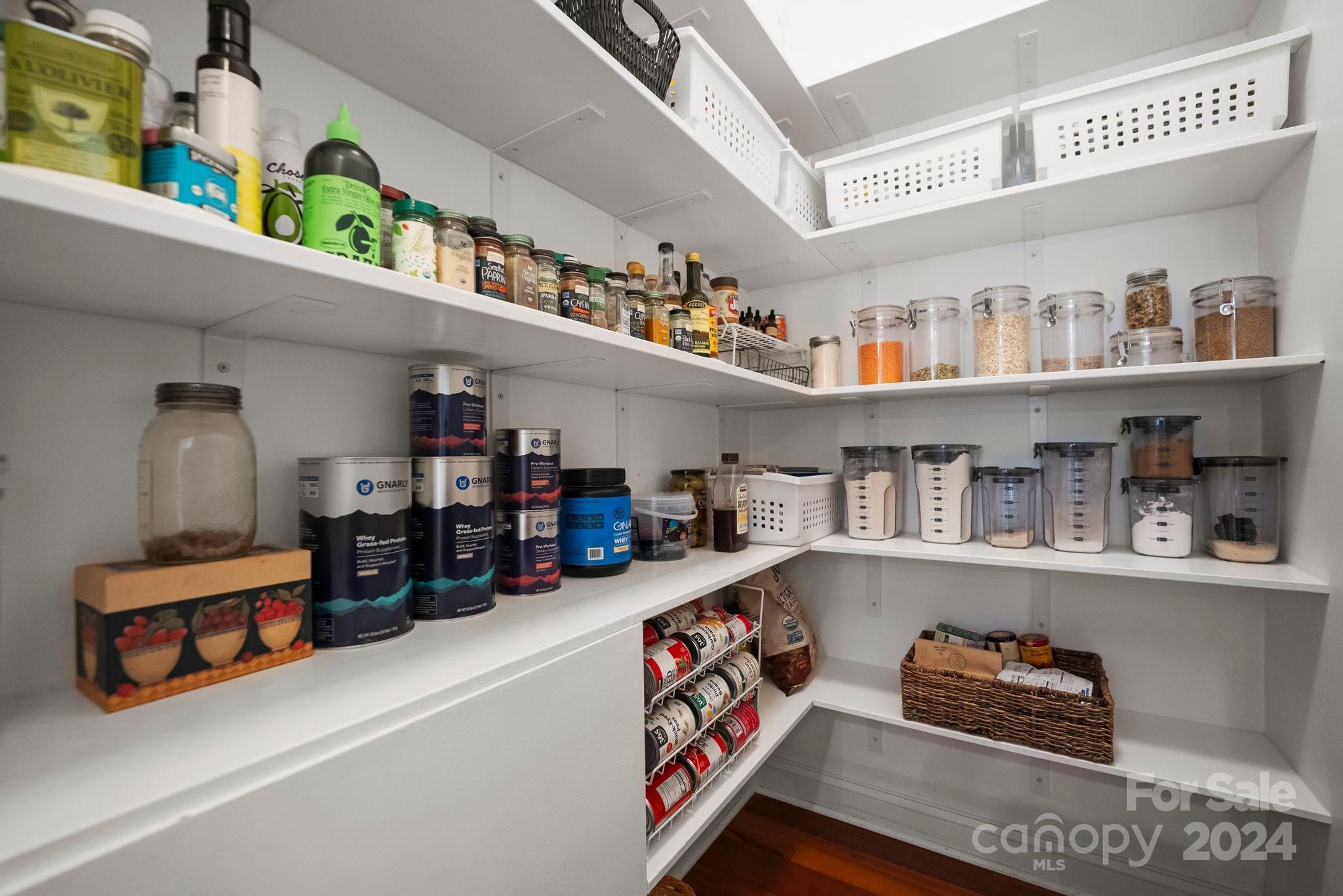 The Harbour at the Pointe - Residential